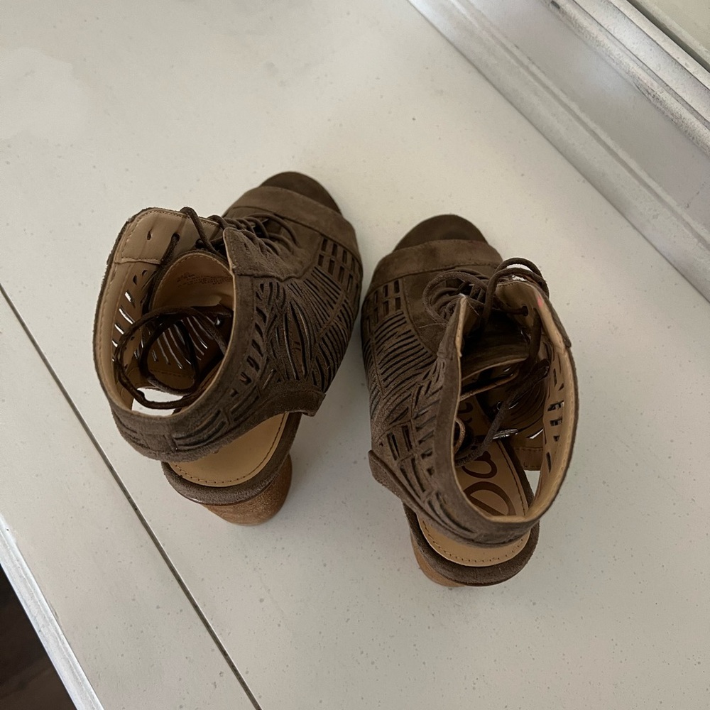 Sam Edelman booties - Picture 4 of 5